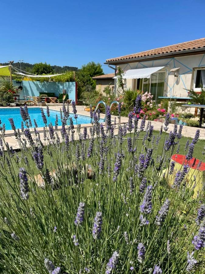 Bel Hotel Restaurant La Gentilhommiere Trebes Bagian luar foto